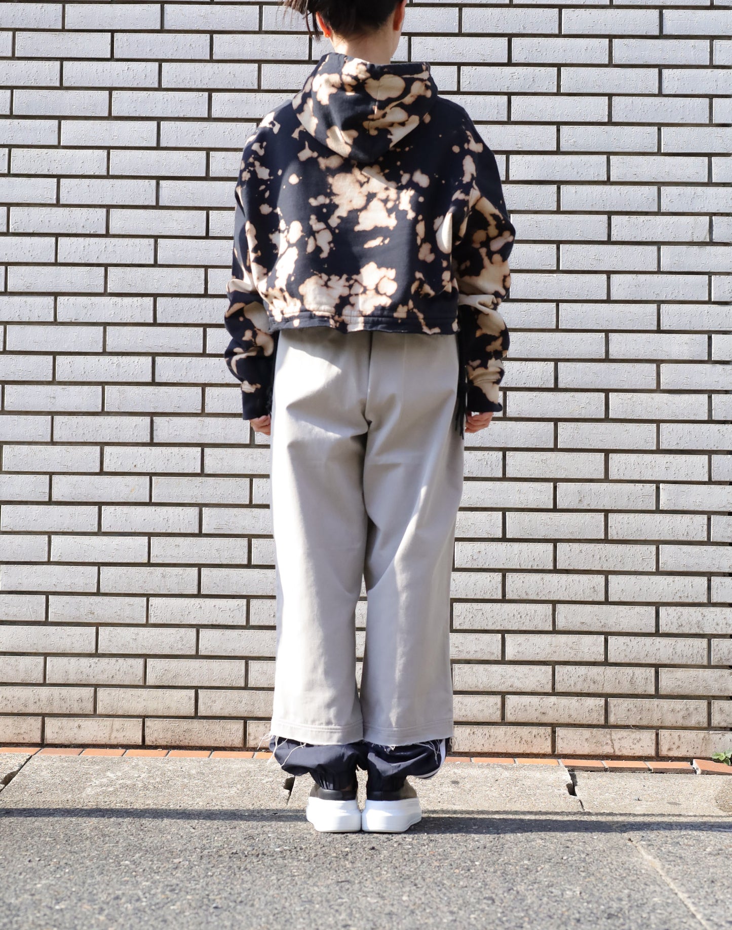 BUZIGAHILL  クロップドRTSフーディ