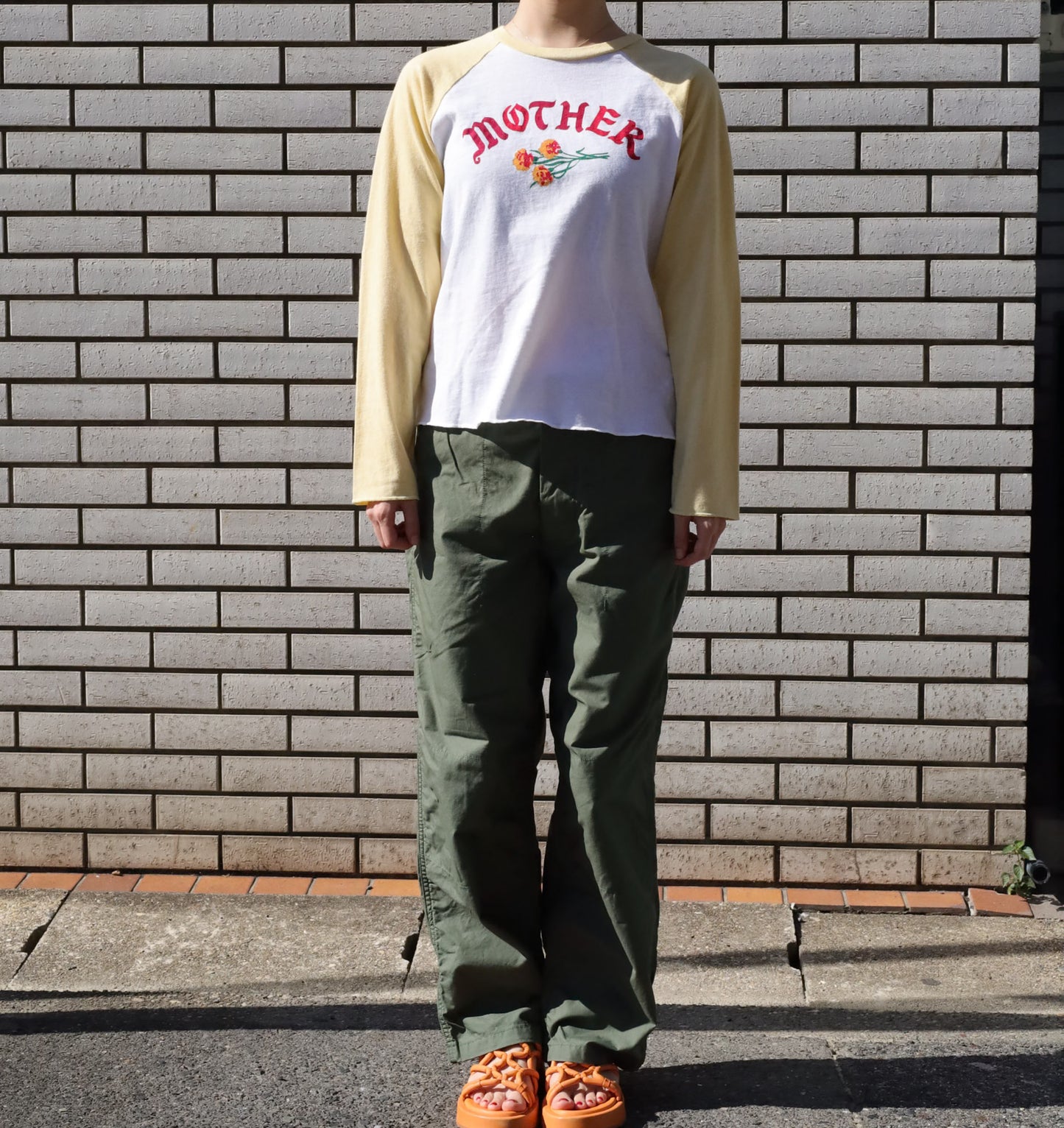 MOTHER　ラグランスリーブTシャツ